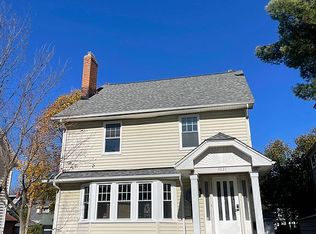 3031 Yorkshire Rd, Cleveland Heights, OH 44118