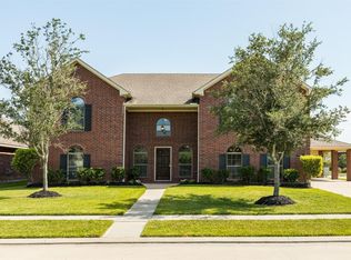 6831 Travis St, Manvel, TX 77578