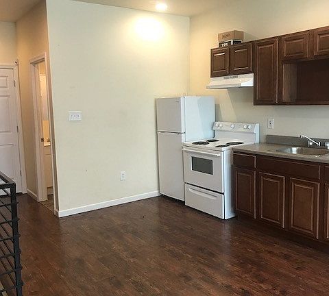 3rd image of 2937 Weikel St Floor 2