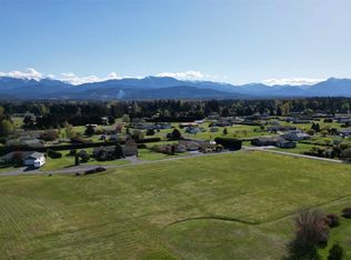 366 Livengood Ln, Sequim, WA 98382