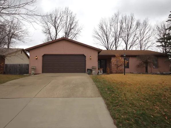 2110 Foxboro Dr, Fort Wayne, IN 46818