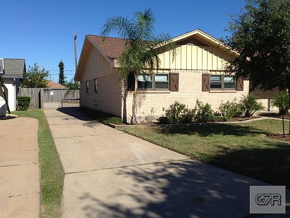 2nd image of 2926 Beluche Dr