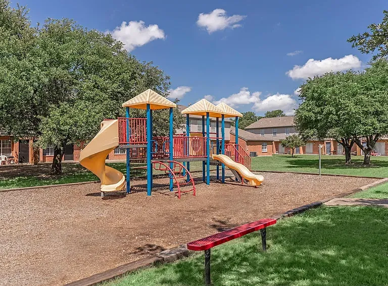 Centerville Pointe Apartments — Photo 7