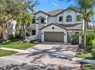 19585 Estuary Dr, Boca Raton, FL 33498