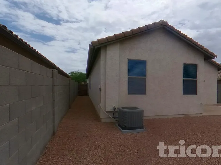 19296 N Costa Verdez Ave — Photo 14