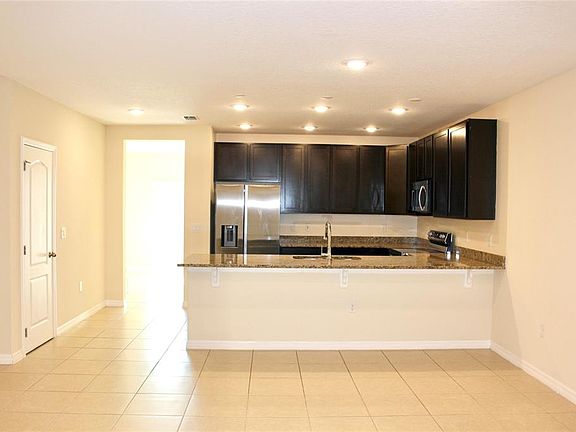 2nd image of 4723 Coral Castle Dr