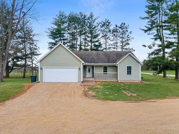 628 S Fandrich St, Oxford, WI 53952