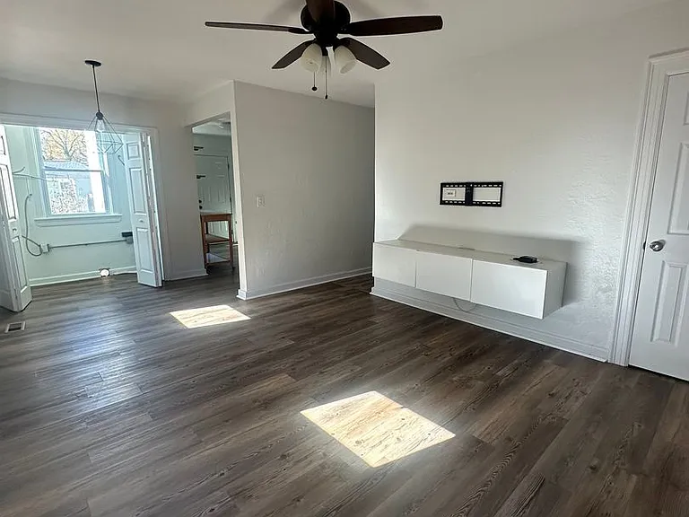 2719 Overbrook Ave — Photo 4