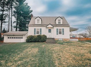 4 Colonial Ridge Rd, Johnstown, PA 15904