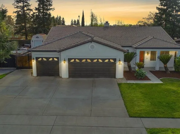 1693 Trebbiano St, Tulare, CA 93274