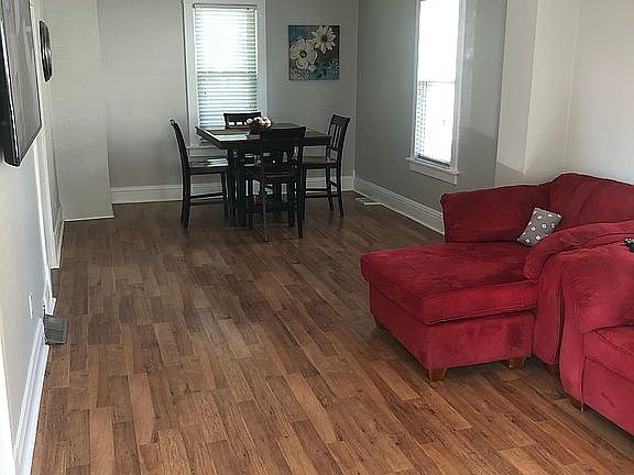 3rd image of 4417 17th Ave