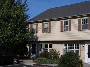 33 Brantwood Dr, Madison, CT 06443