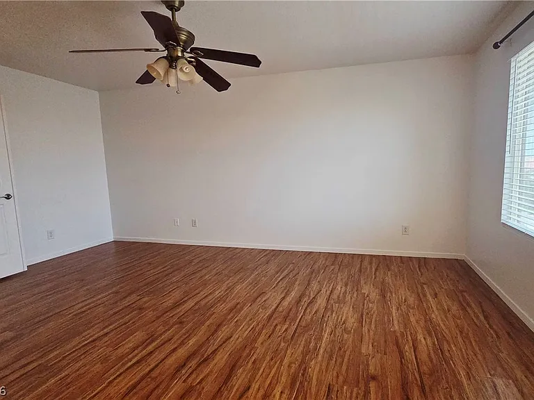 7642 Good Fortune Ct — Photo 33