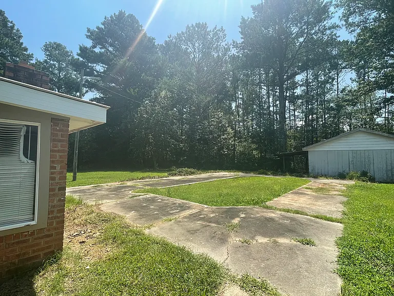 289 S Williams St — Photo 14