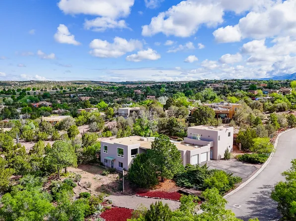 705 Pinon Dr, Santa Fe, NM 87501