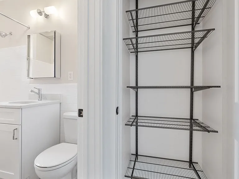 The Sedgewick Apartments — Photo 11