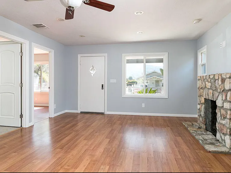 1021 E Virginia Ter — Photo 11