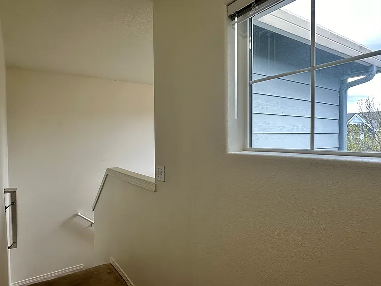 4047 Thoroughbred Ave SE — Photo 25