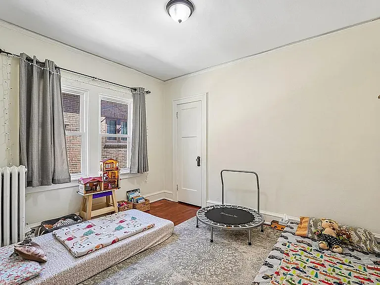 Second bedroom (pictured here as shared by two kids).