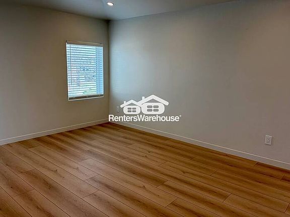 3rd image of 4750 W 16th Ave