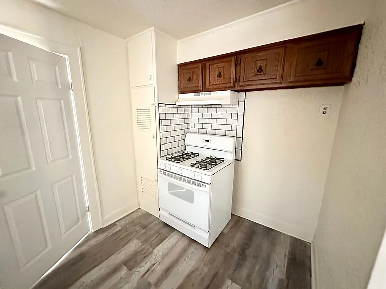 1518 Cumberland Ave — Photo 10