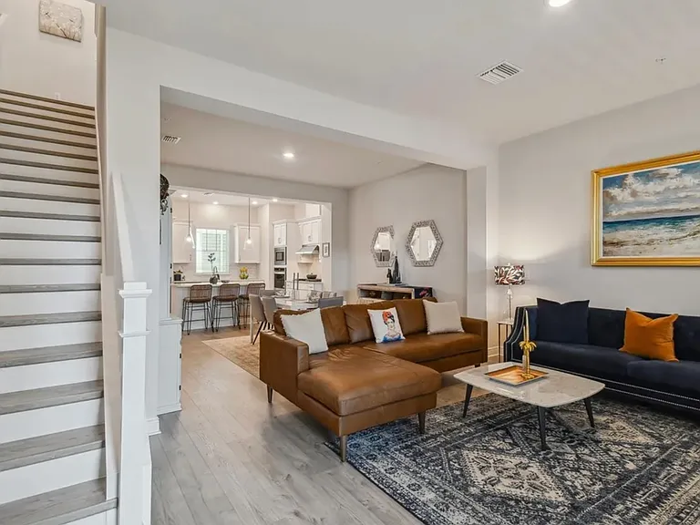 206 S Tampania Ave #3 — Photo 7
