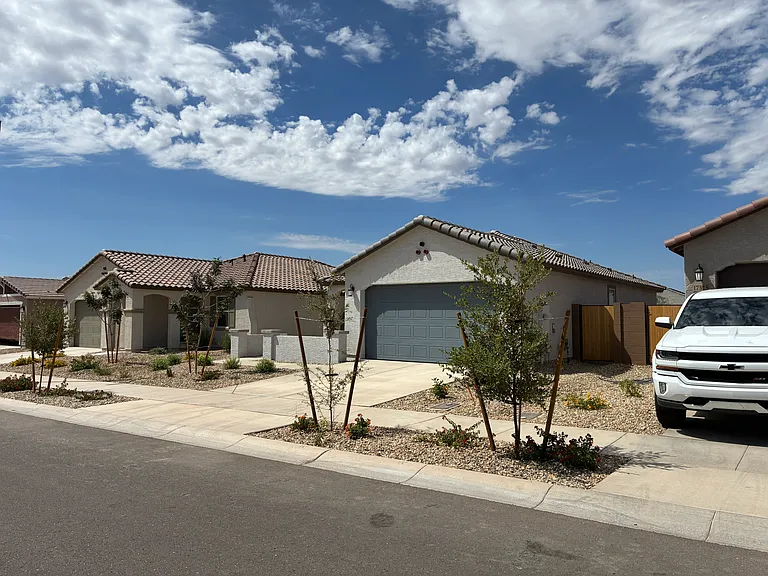 17321 W Gray Fox Trl — Photo 2