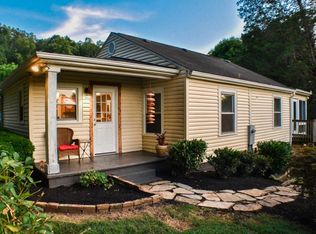 2418 Mine Rd, Mascot, TN 37806