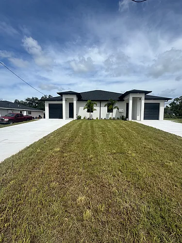 4910 Golfview Blvd Photo 1