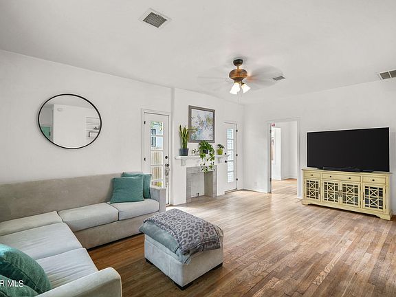5th image of 3611 Clifton Ave