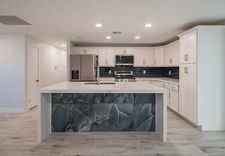 3701 E Ludlow Dr — Photo 11