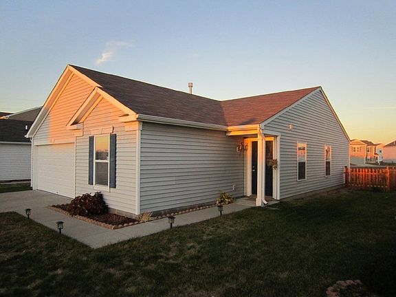 2nd image of 2821 Mozart Way