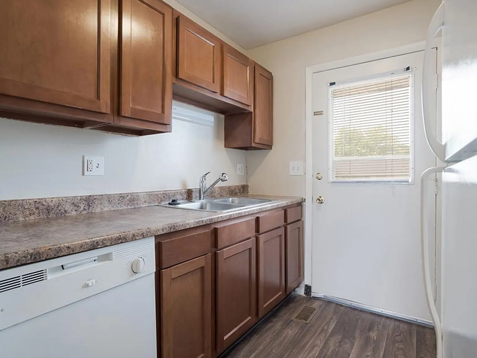 Maple Run Apartments - MAP — Photo 4