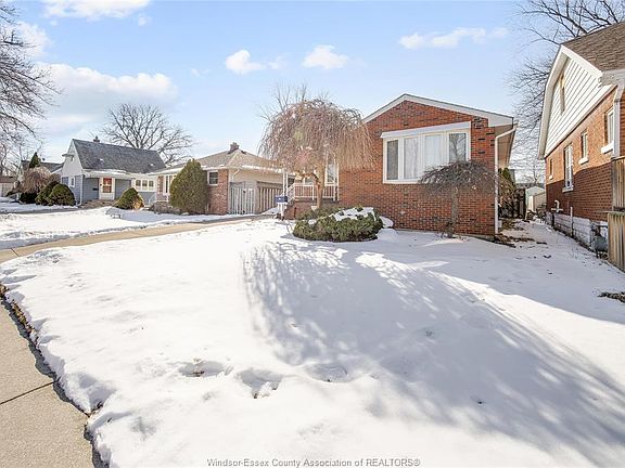 2nd image of 1841 Arthur Rd