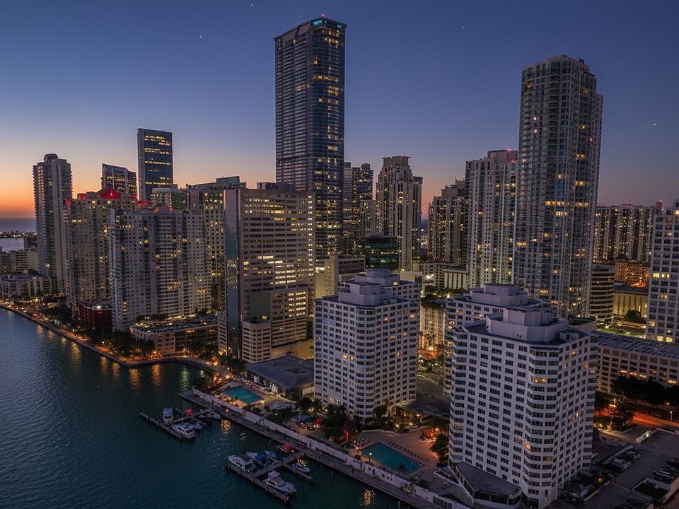 1st image of 801 Brickell Bay Dr APT 671