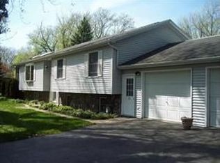 25 Holmes Pl, Fredonia, NY