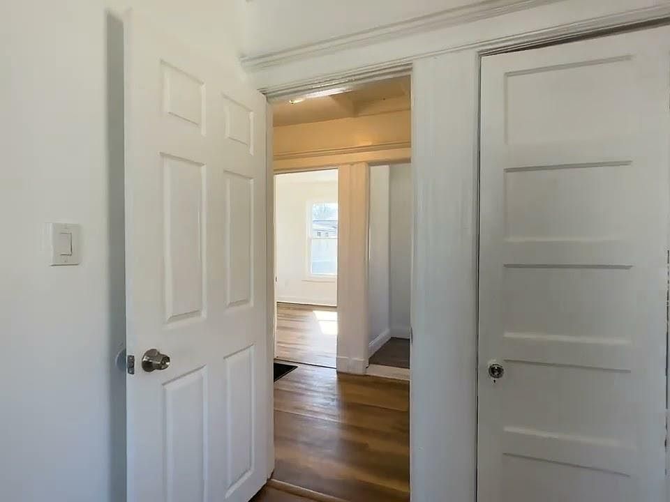 1st image of 119-10 Long St #2