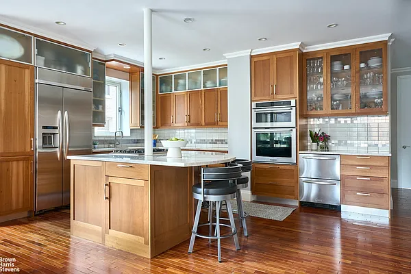 Rented by Brown Harris Stevens | media 15