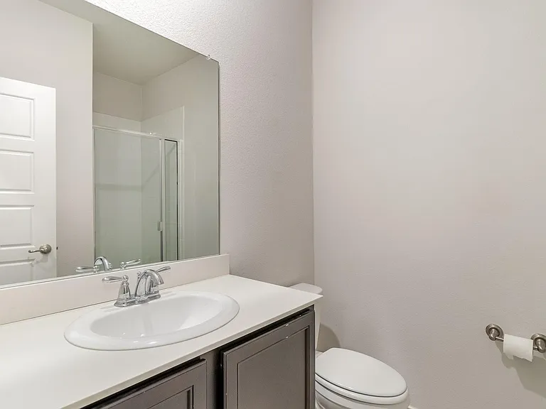 2413 Siskiyou St — Photo 18
