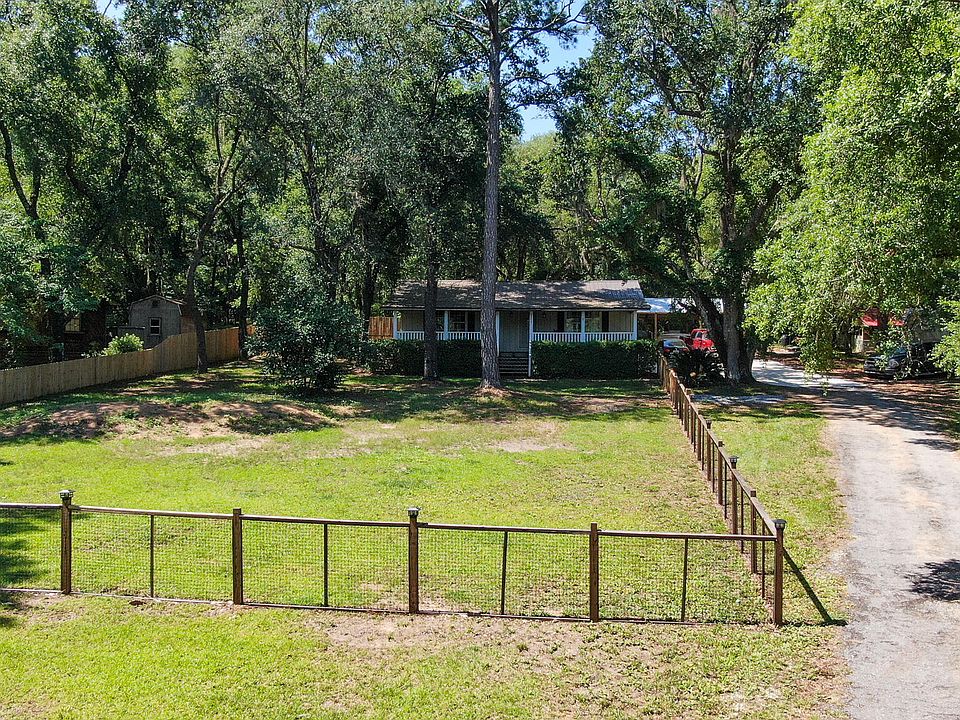 3237 Lakeshore Dr, Chipley, FL 32428 Zillow
