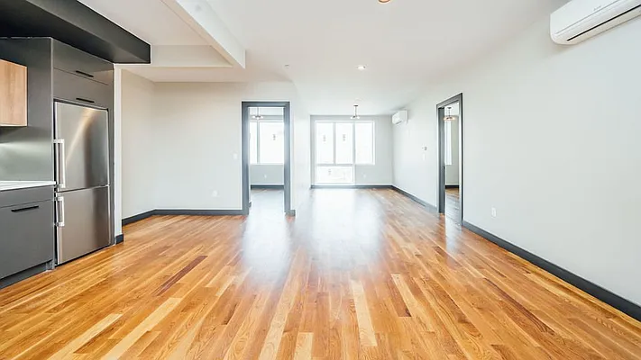 Rented by Nooklyn NYC LLC | media 24