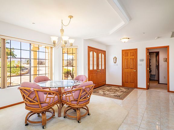 Formal Dining