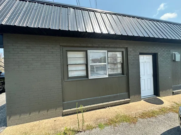 904 Coldwater Rd, Murray, KY
