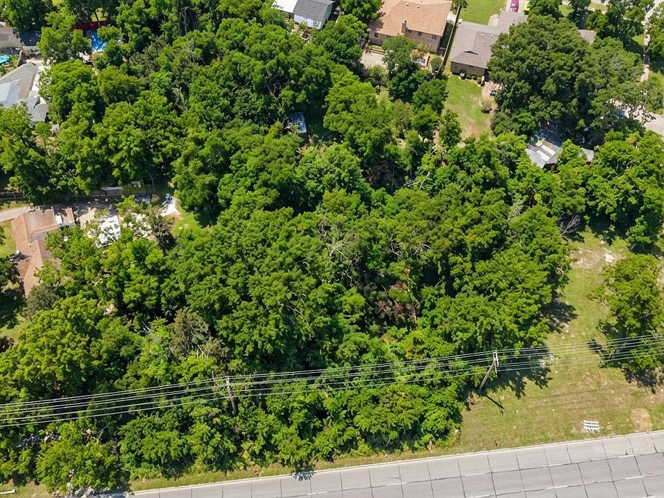 2nd image of 7331 Scyene Rd
