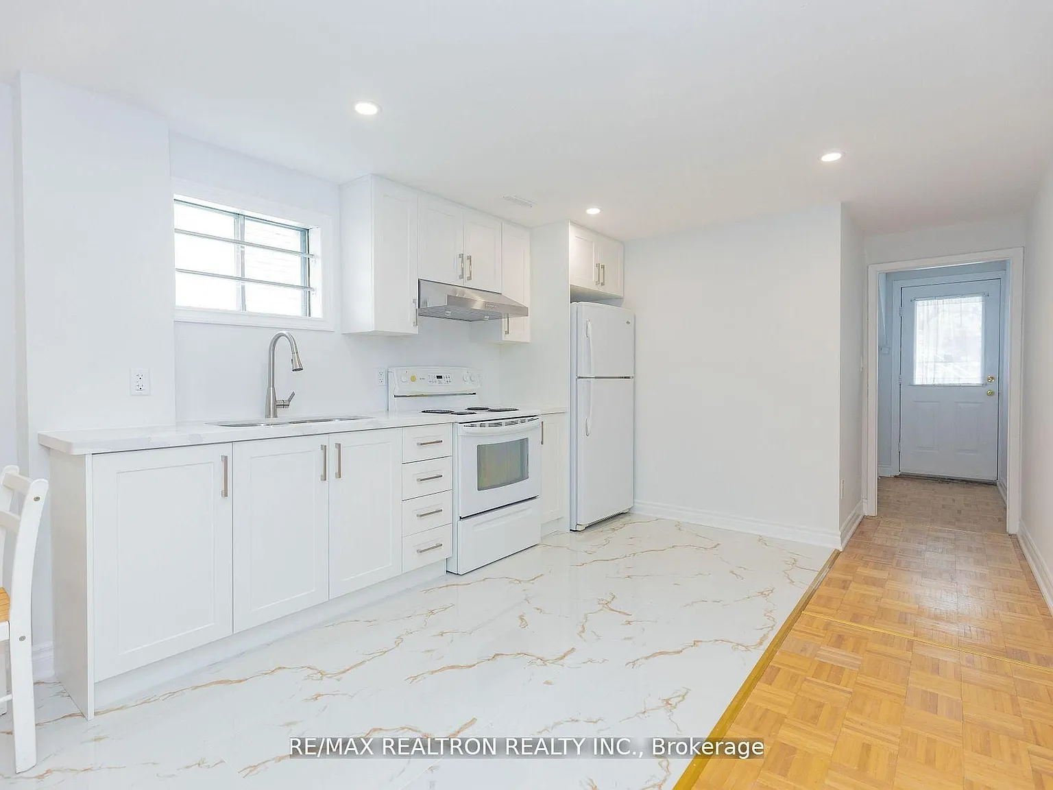 2 bed, $1,950 — Photo 2