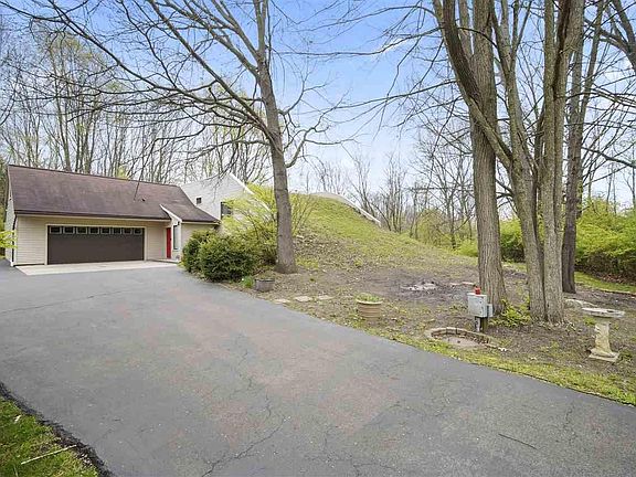 5th image of 4711 Draper Rd