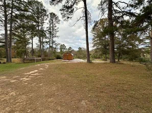 219 Stringer Bullock Rd, Foxworth, MS 39483