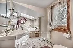17 Yongehurst Rd — Photo 14