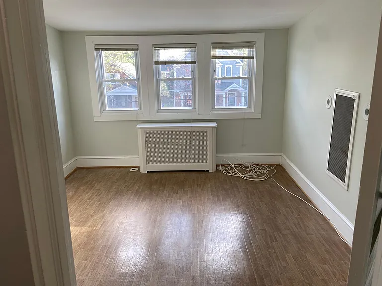 Upper level Bonus room