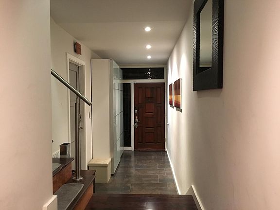 Entry Way- view towards front door